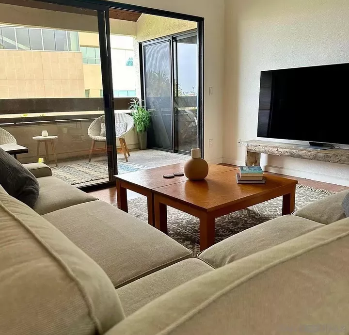 Property Photo:  376 Center St 304  CA 91910 