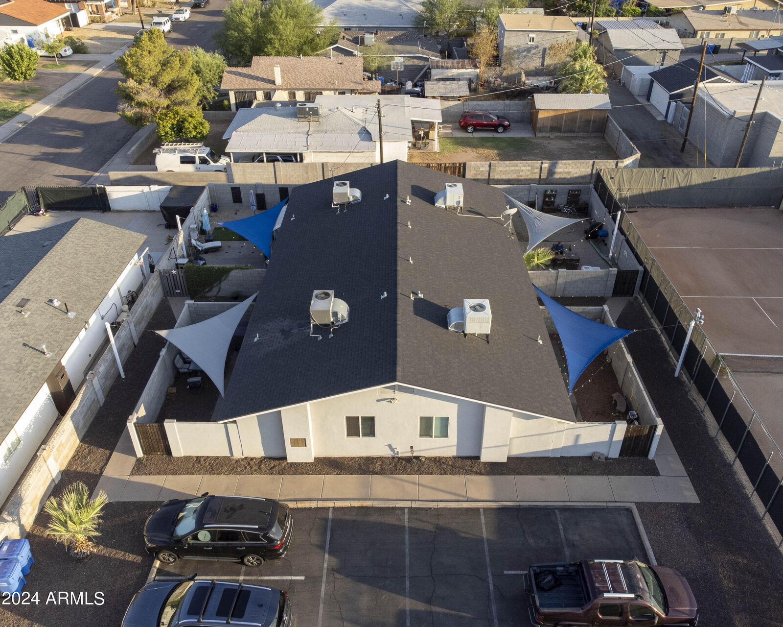 Property Photo: 1011 E Sheridan Street AZ 85006