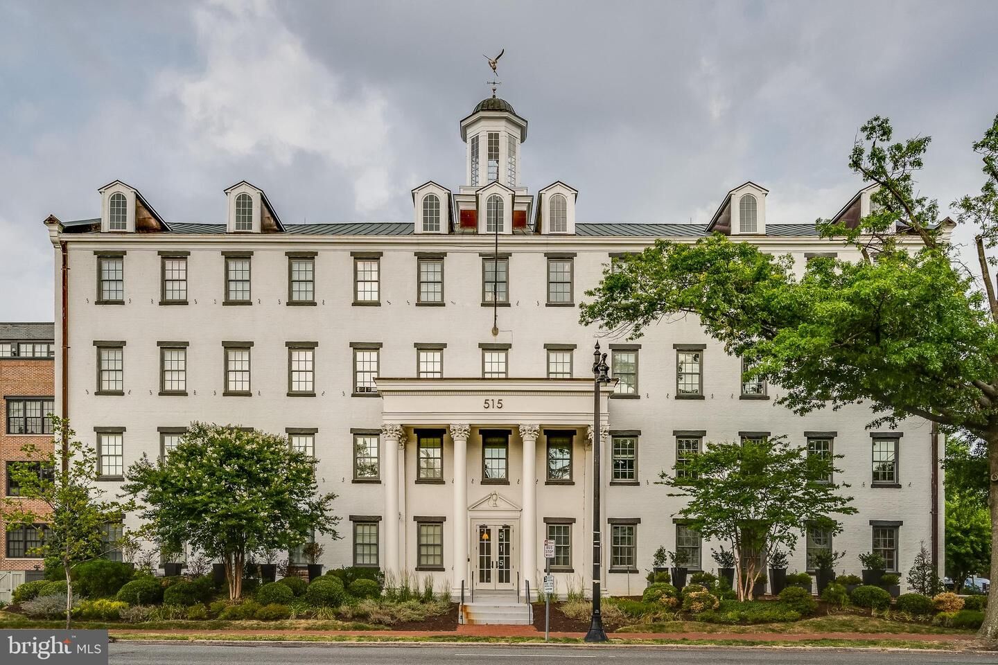 Property Photo:  515 N Washington Street 106  VA 22314