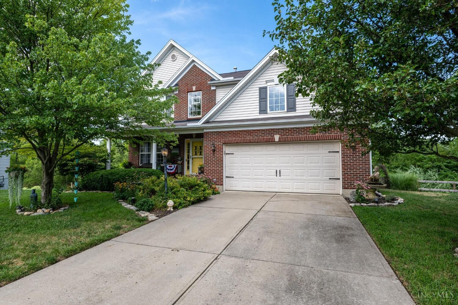 Property Photo:  5920 Bentwood Drive  OH 45042 
