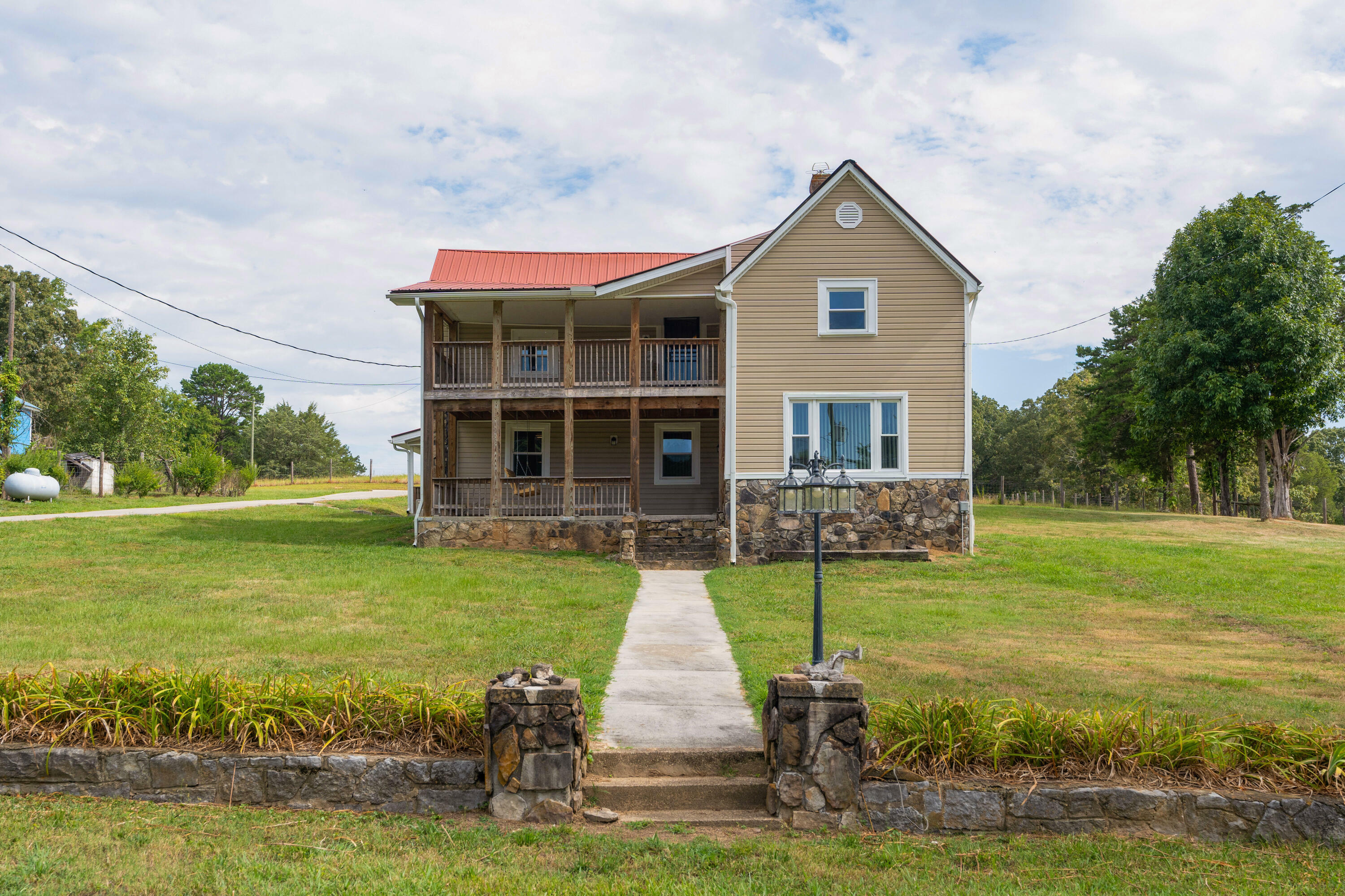 Property Photo:  930 Kensington Road  GA 30707 