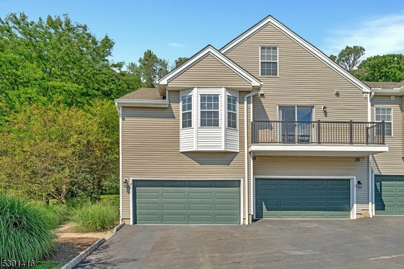 Property Photo: 8 Artillery Park Rd NJ 07921