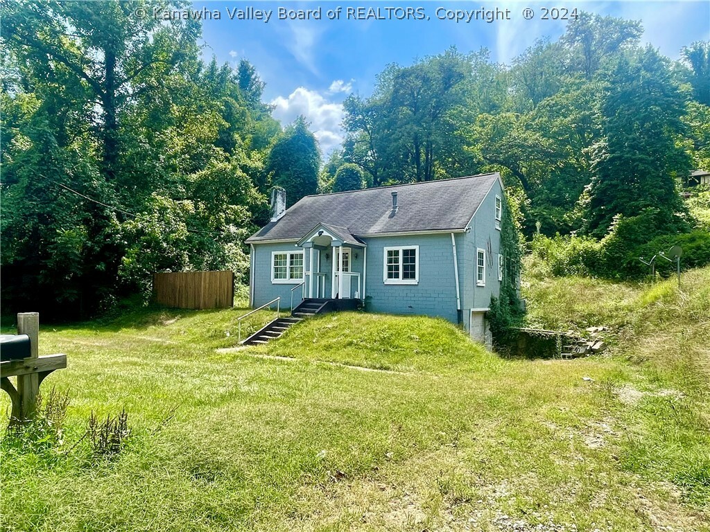 Property Photo:  2595 Pennsylvania Avenue  WV 25302 