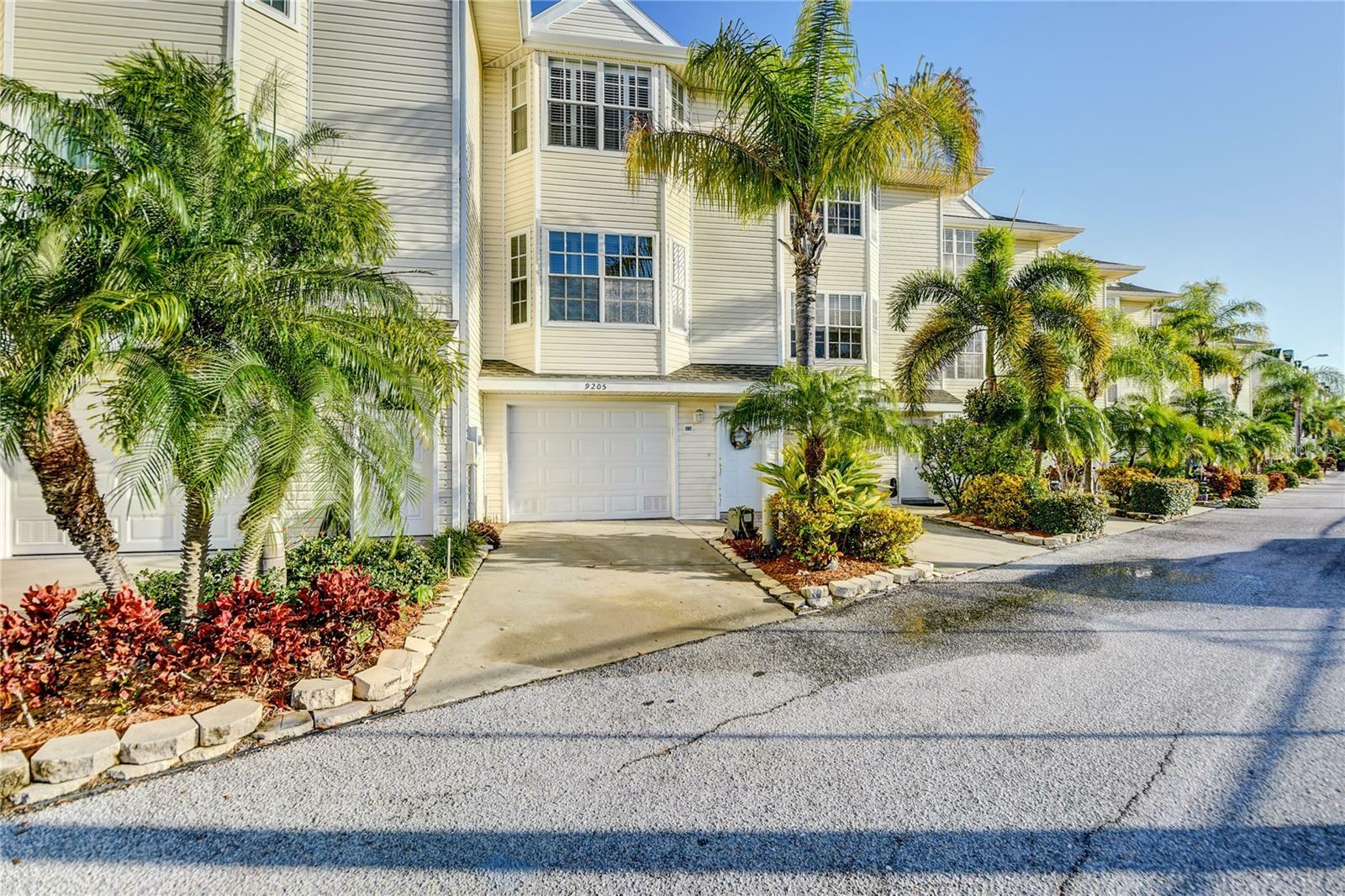 Property Photo:  9205 Captiva Circle  FL 33706 