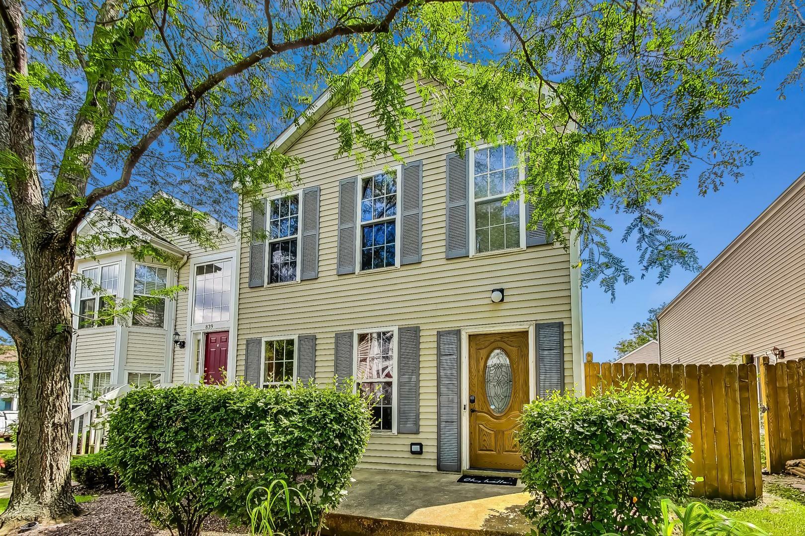 Property Photo:  837 Symphony Drive  IL 60504 