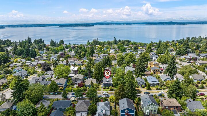 Property Photo:  5631 45th Avenue SW  WA 98136 