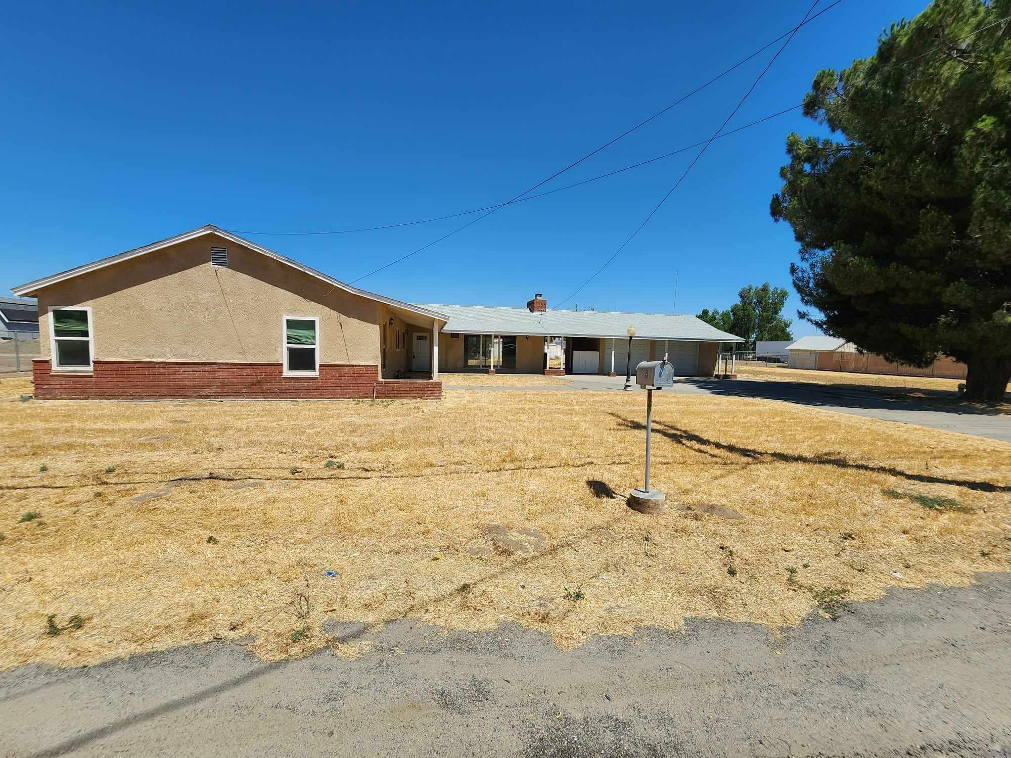 Property Photo:  1511 Beulah Street  CA 93230 