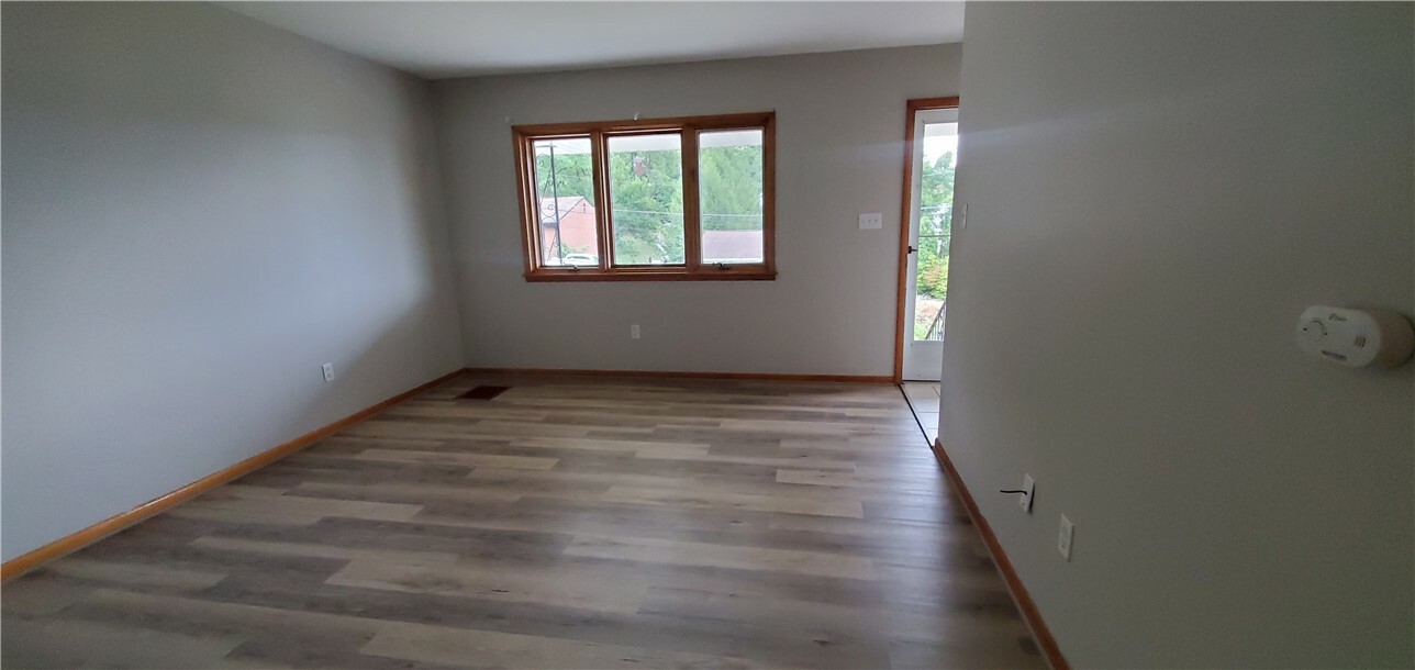 Property Photo:  419 Canyon Drive  PA 15317 