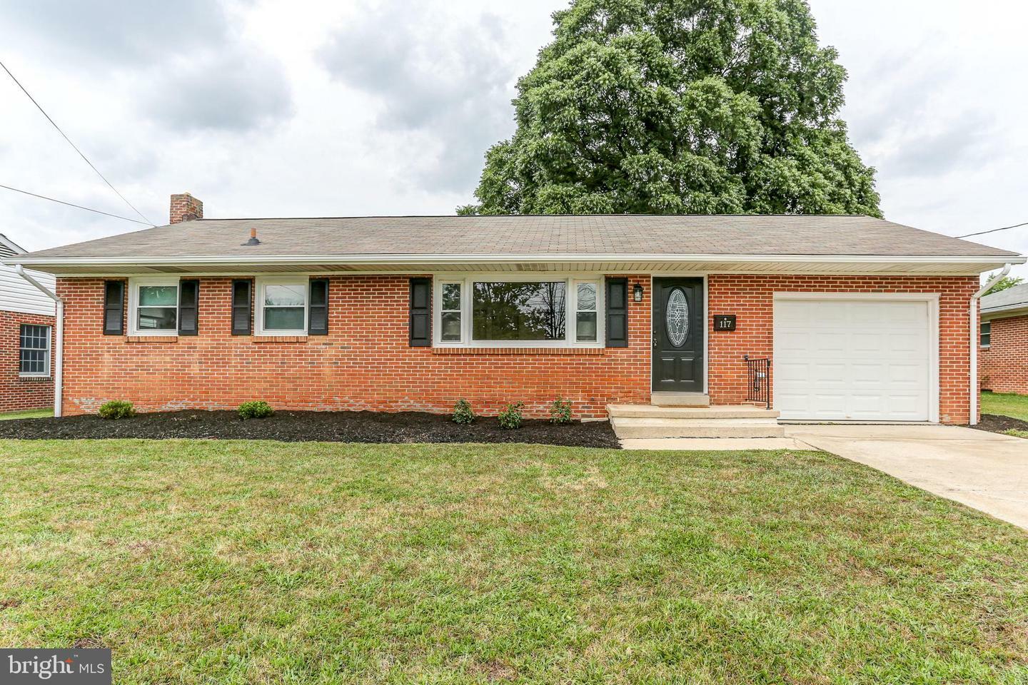 Property Photo:  117 Kuhn Drive  PA 17331 