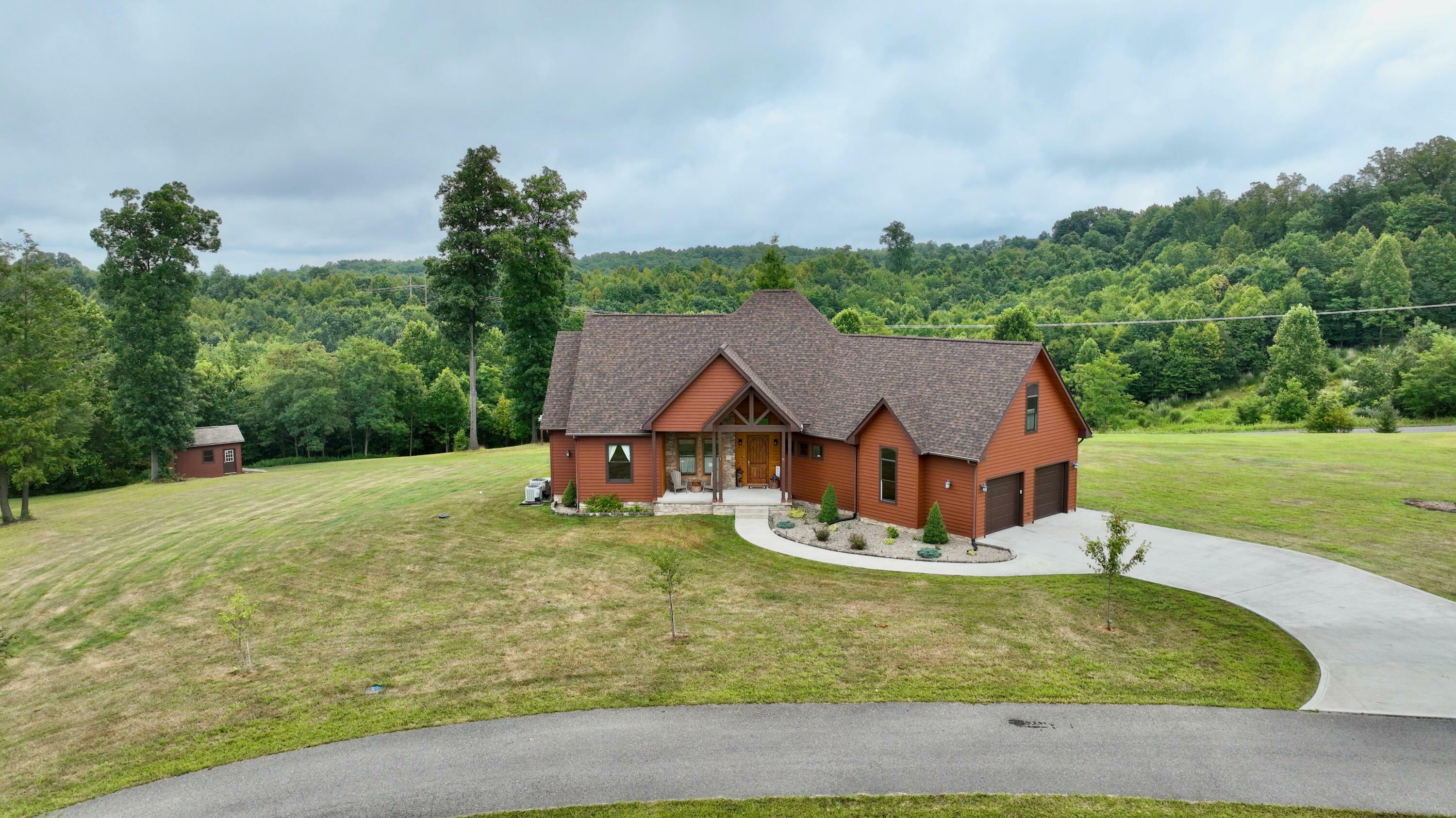 Property Photo:  32 Hickory Ridge Ln  WV 26679 