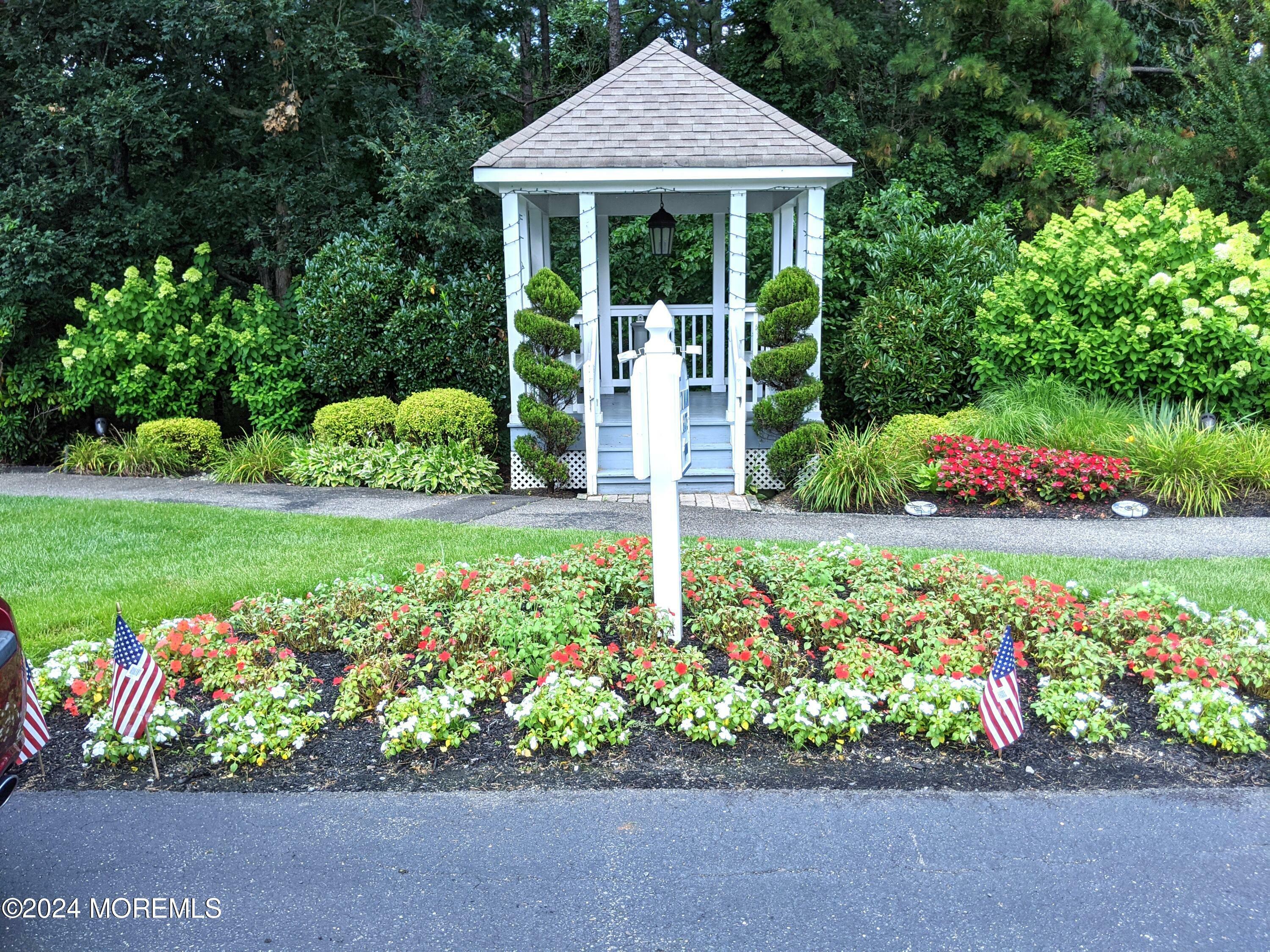 Property Photo:  20 Morning Glory Lane  NJ 08701 