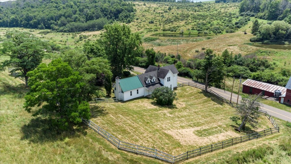 Property Photo:  1863 Sopertown Rd  PA 16914 