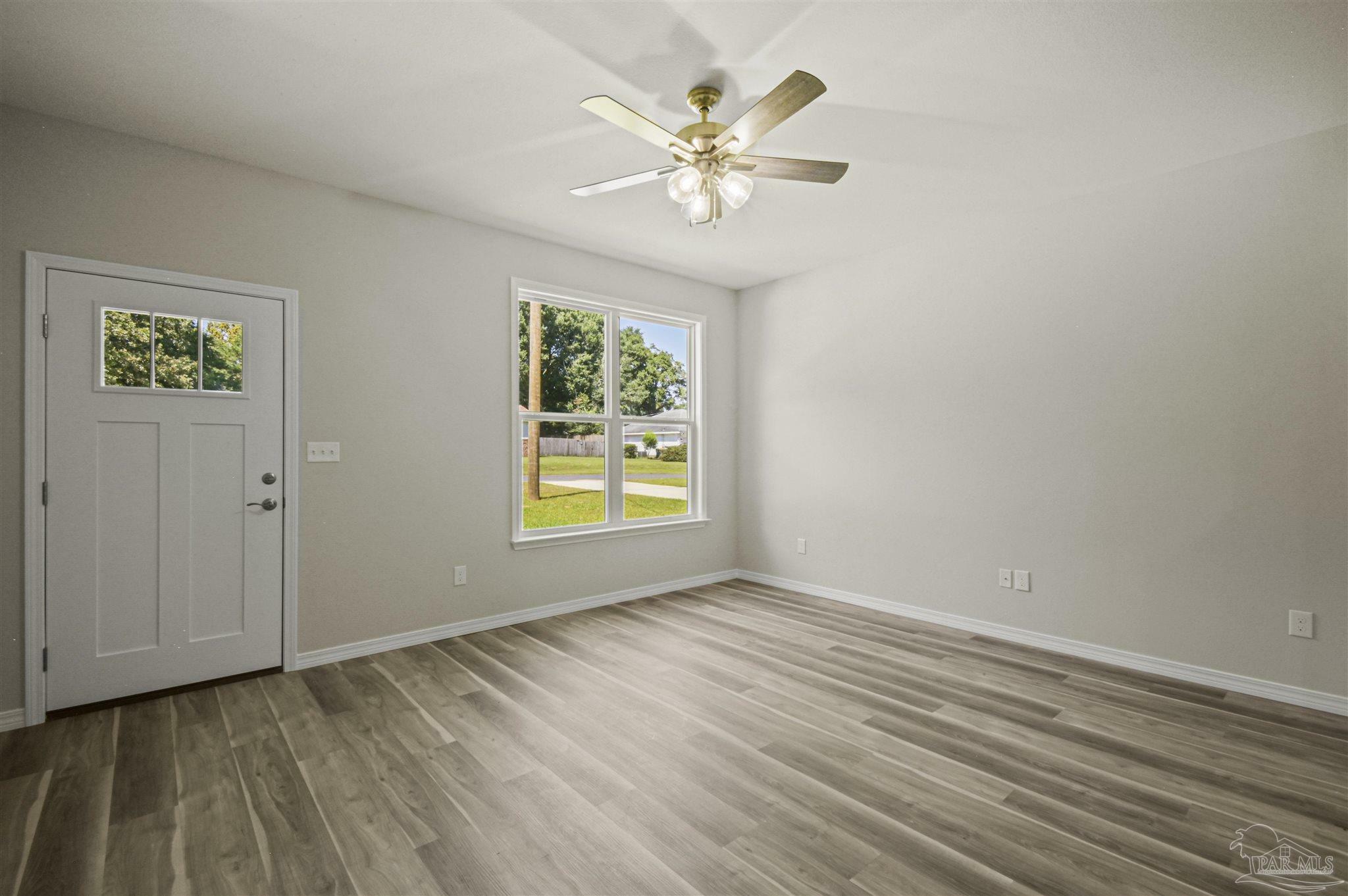 Property Photo:  2930 McCarty Rd  FL 32536 