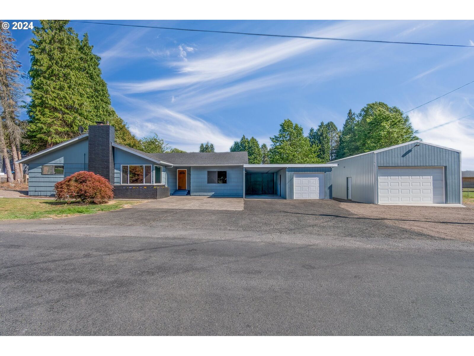 Property Photo: 3222 Lindsey Dr WA 98632