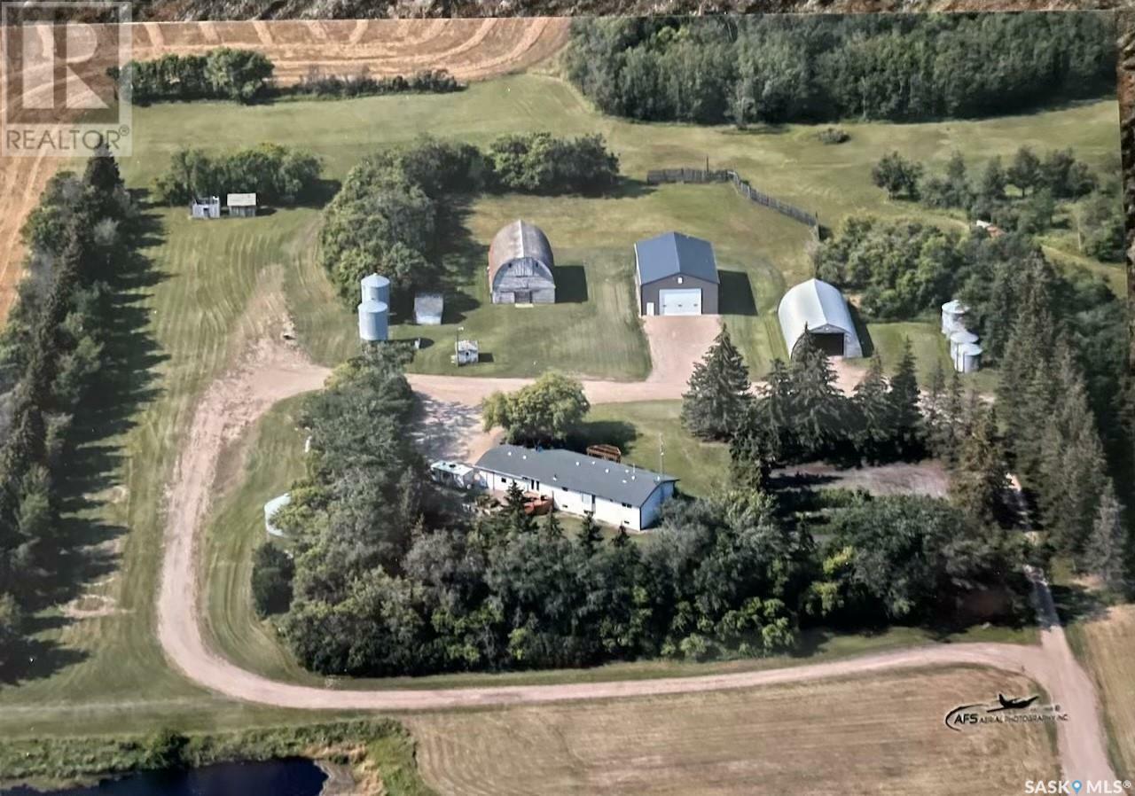 Property Photo:  Sarauer Acreage  SK S0K 0G0 