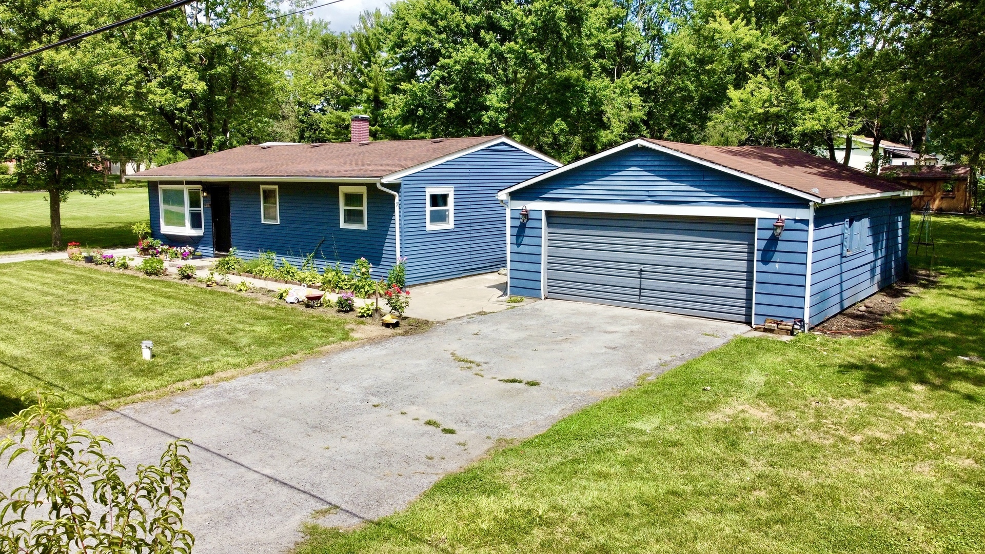 Property Photo:  3348 E Red Oak Lane  IL 60417 