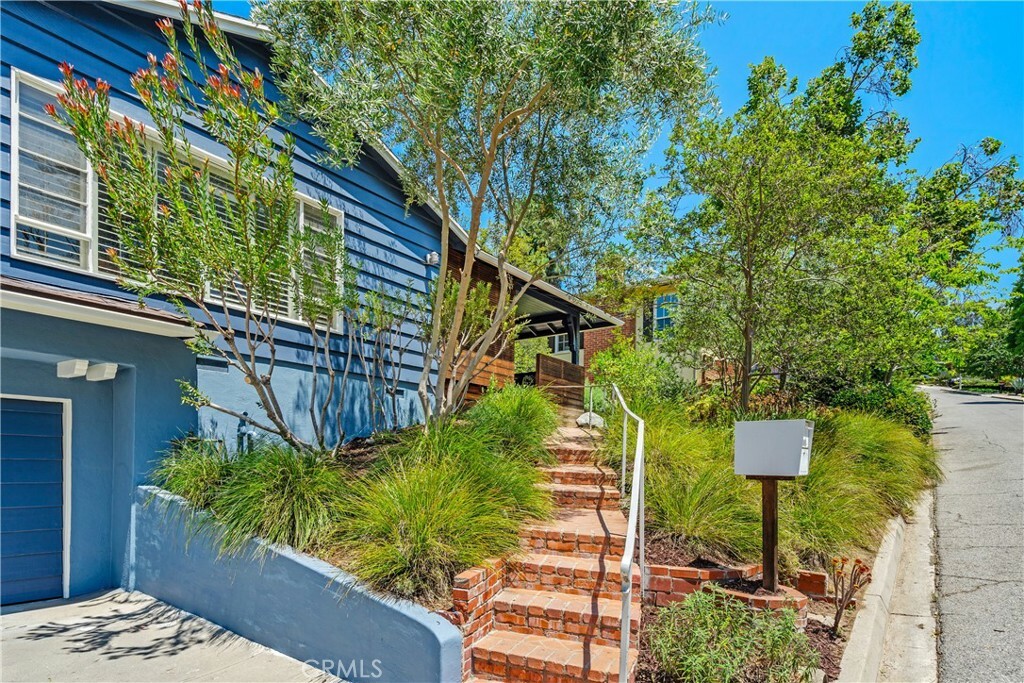 Property Photo:  1321 Brixton Road  CA 91105 