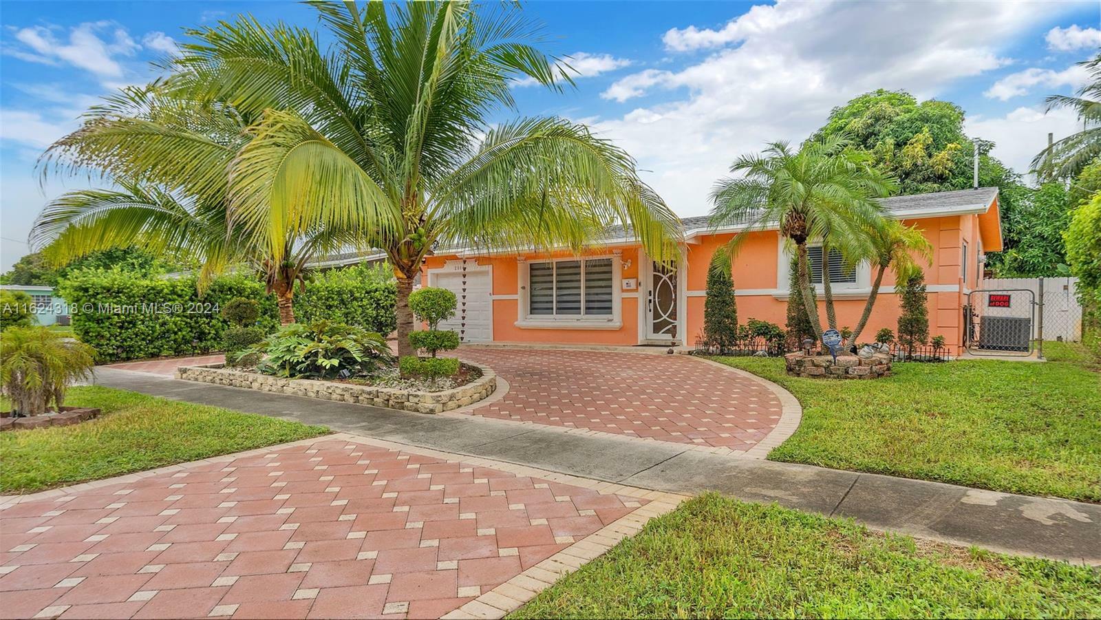 Property Photo:  5881 NW 16th Ct  FL 33313 