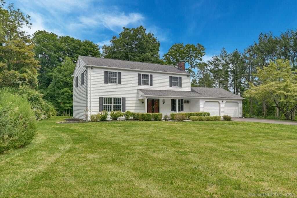 Property Photo: 39 Driftway Road CT 06811