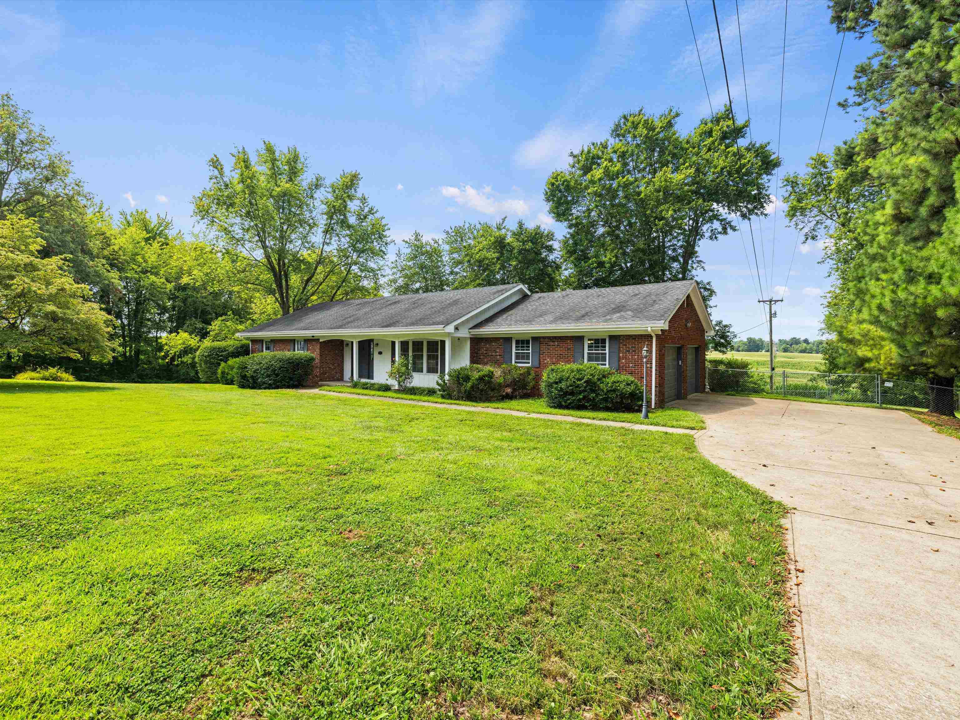 Property Photo:  16524 Middle Delaware Rd  KY 42420 