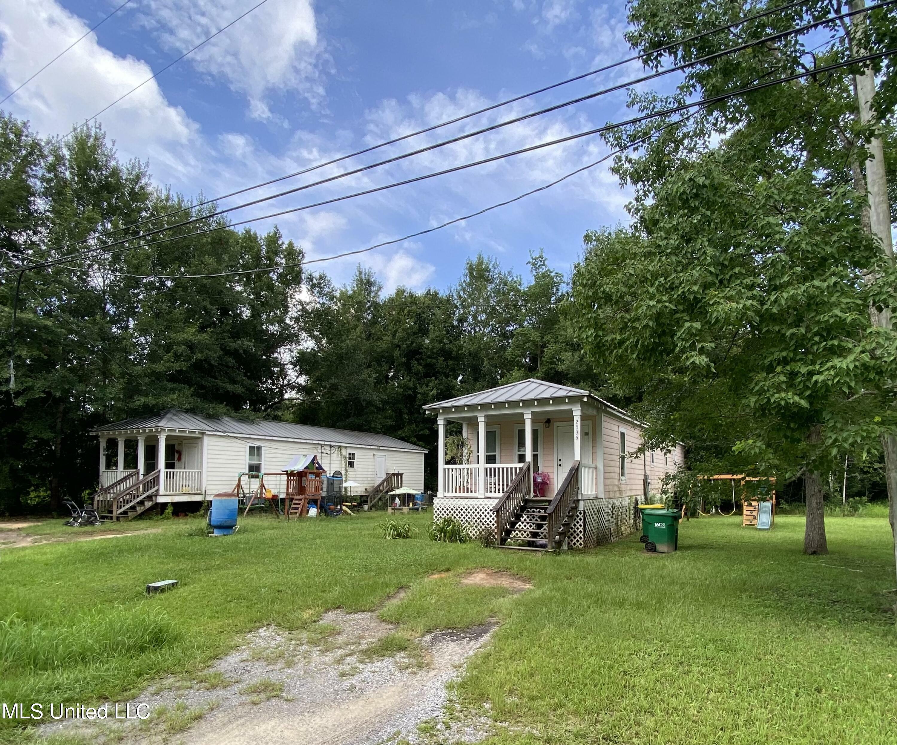 Property Photo:  2529 N 12th Street  MS 39564 