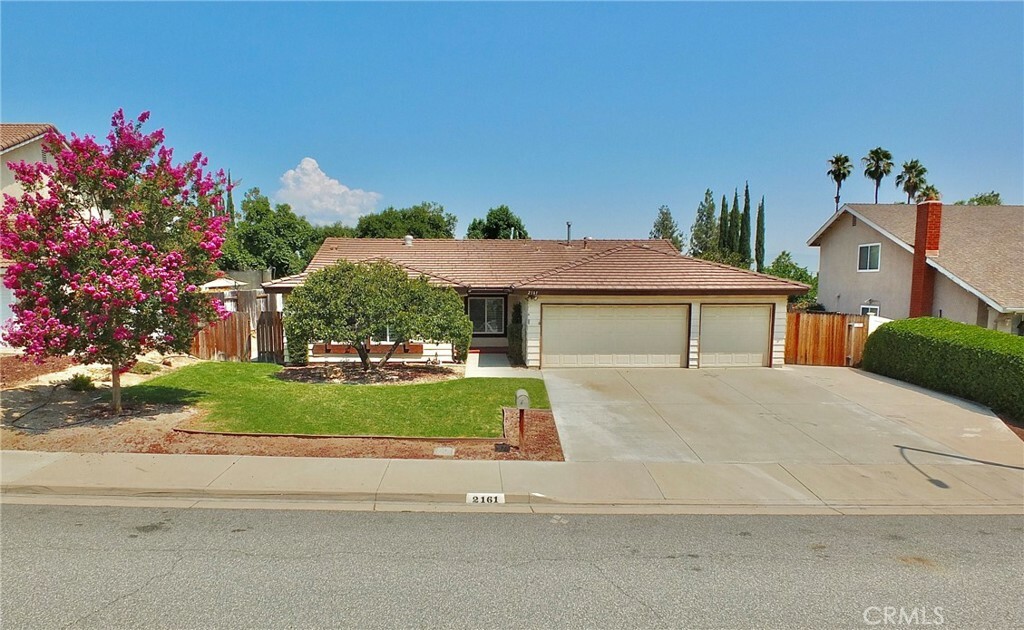 Property Photo:  2161 Hackamore Pl  CA 92506 