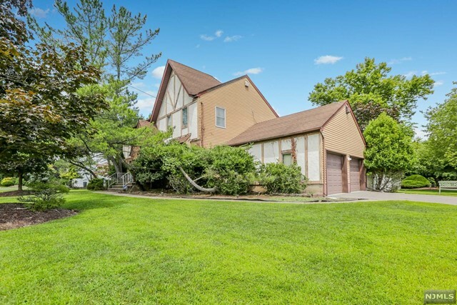 Property Photo:  271 Blanche Avenue  NJ 07640 