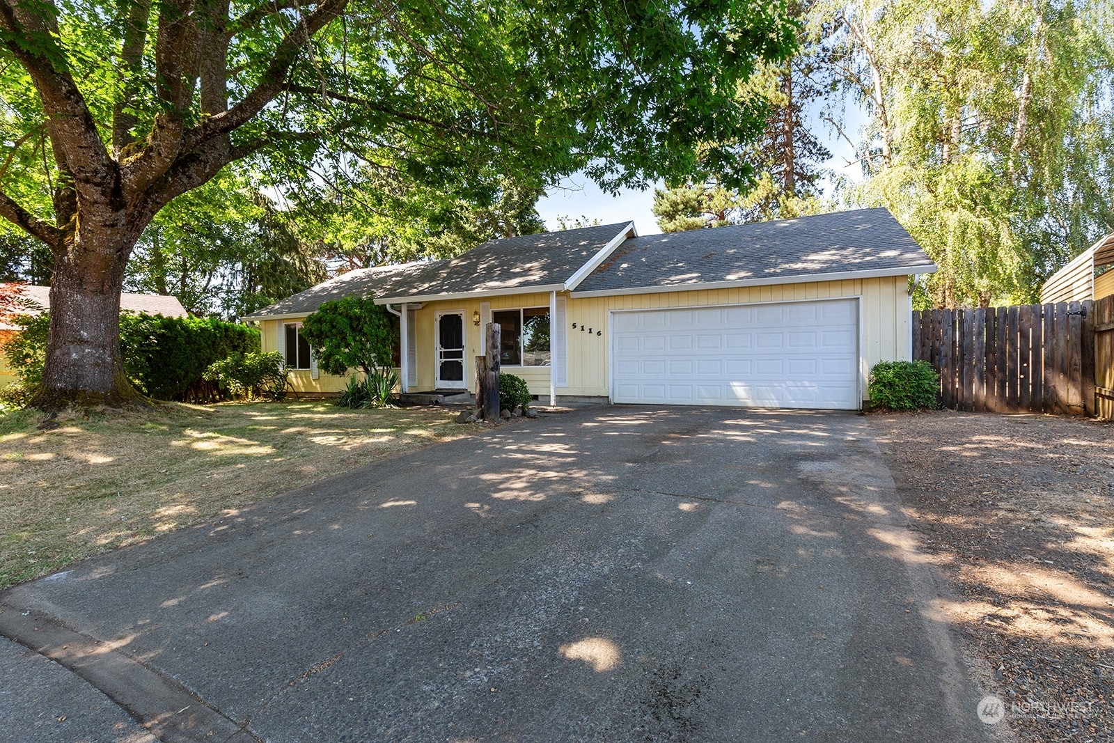 Property Photo:  5116 NE 31st Court  WA 98663 