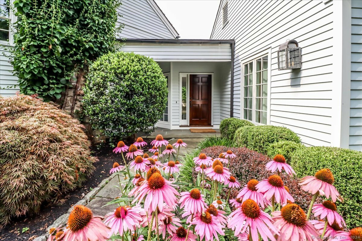 Property Photo:  226 Canoe Hill Road  CT 06840 