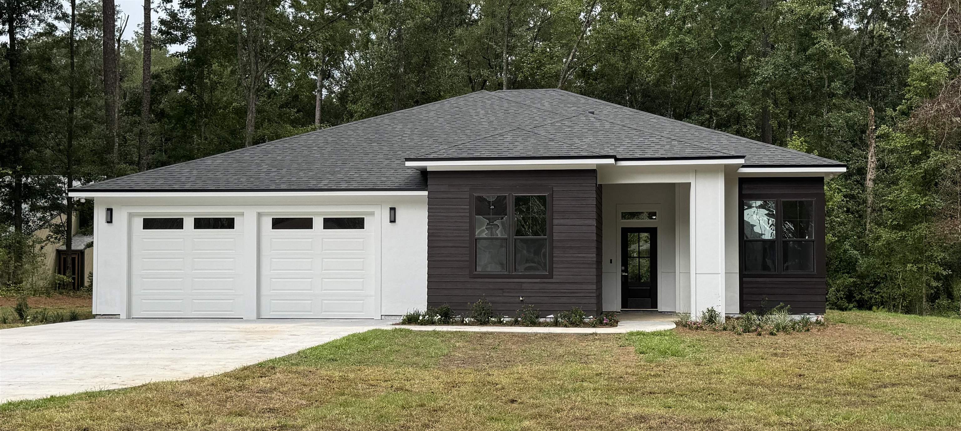 Property Photo:  3409 Valley Creek Drive  FL 32312 