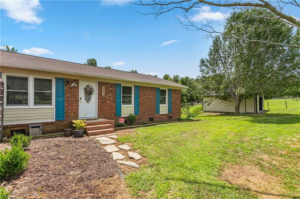 Property Photo:  228 Oakwood Road  NC 27292 