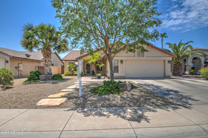Property Photo: 2343 E Willow Wick Road AZ 85296