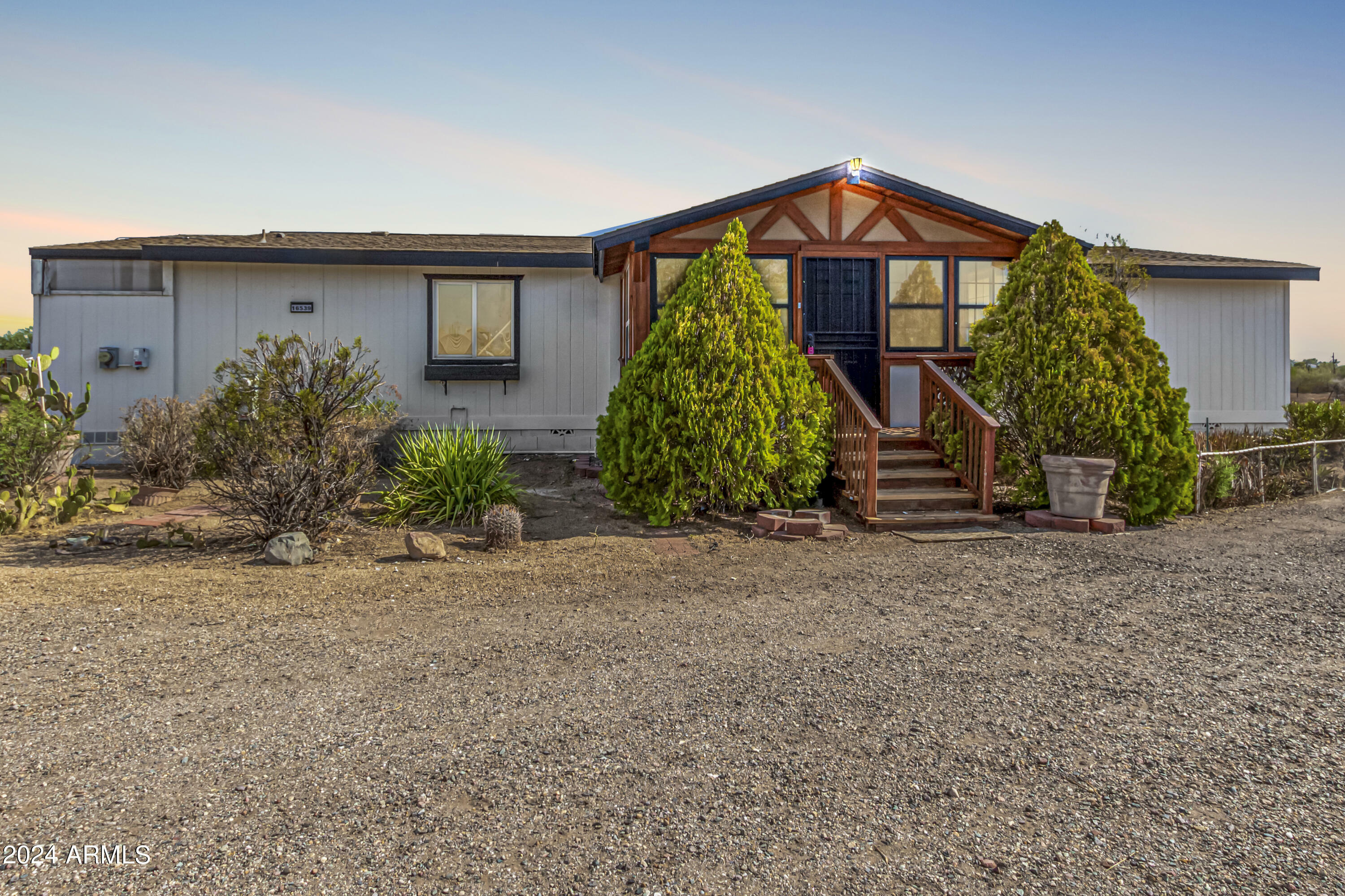 Property Photo: 16539 W Quail Run Road AZ 85387