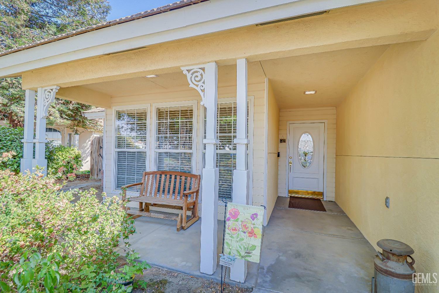 Property Photo:  9821 Blackfoot Drive  CA 93312 