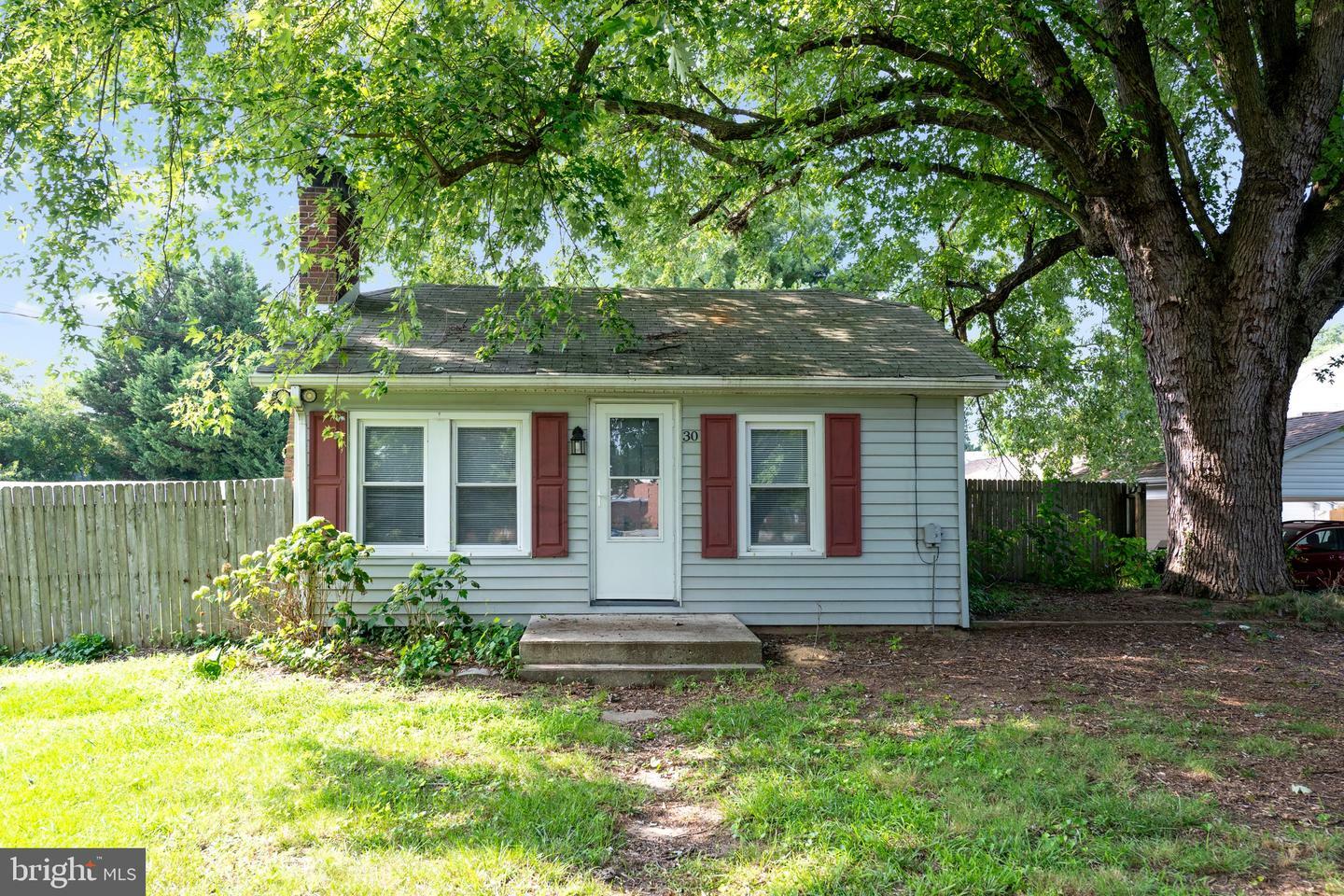 Property Photo: 30 Old North DE 19934