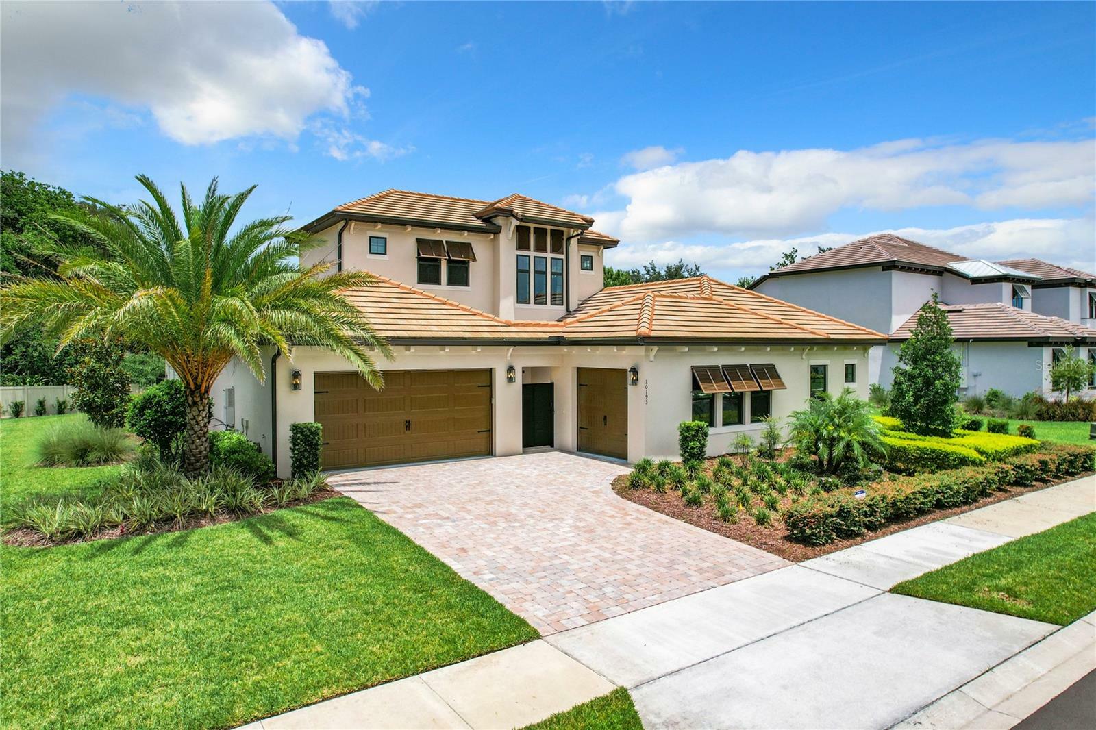 Property Photo: 10193 Brocksport Circle FL 34734