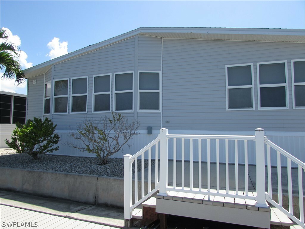 Property Photo: 3057 Sloop Lane FL 33956