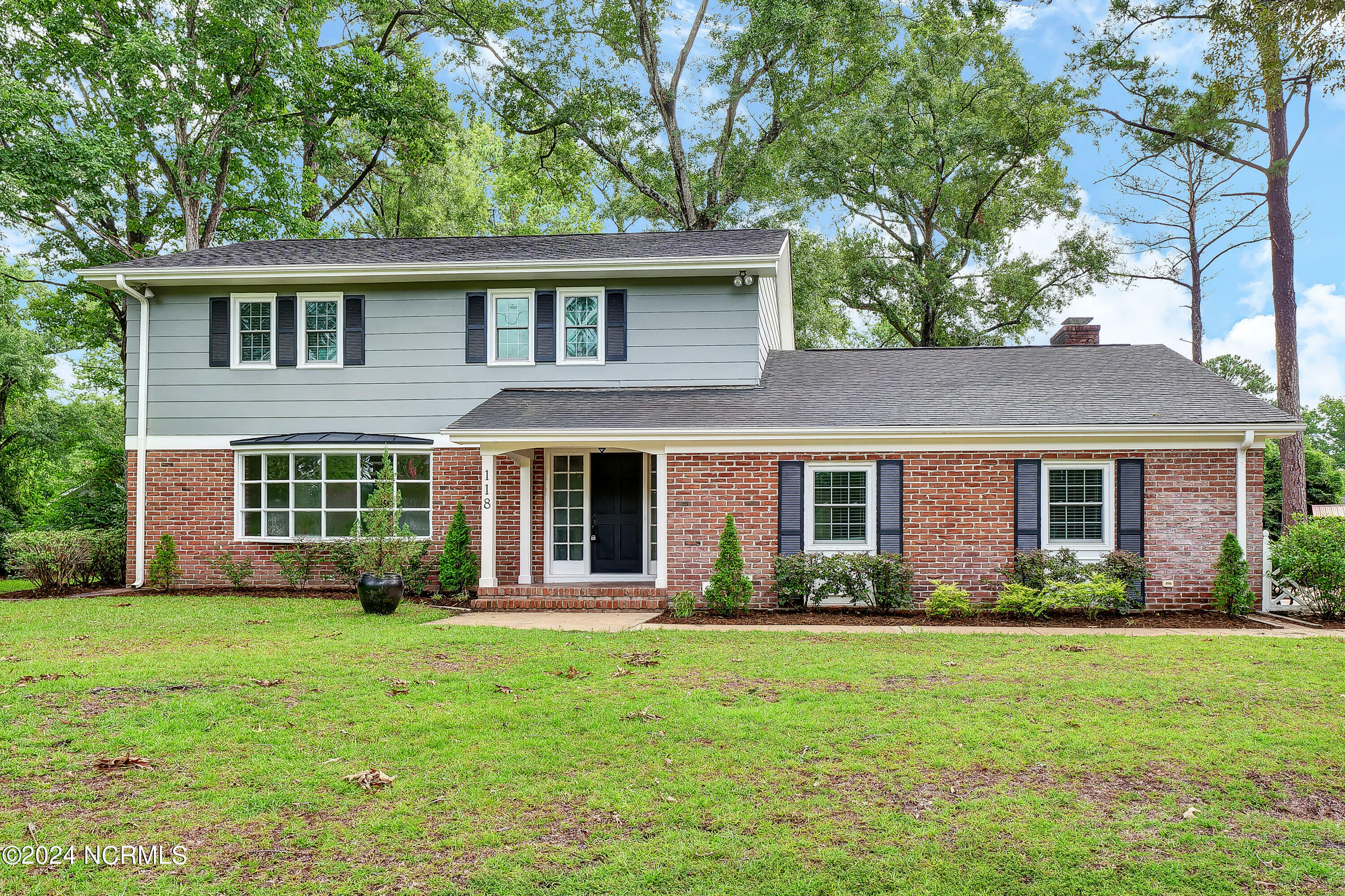 Property Photo:  118 Brookview Drive  NC 28540 