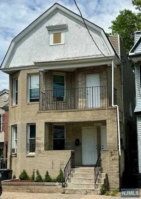 493 South 17th Street  Newark NJ 07103 photo