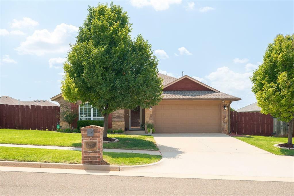 Property Photo:  15809 Sonador Drive  OK 73013 