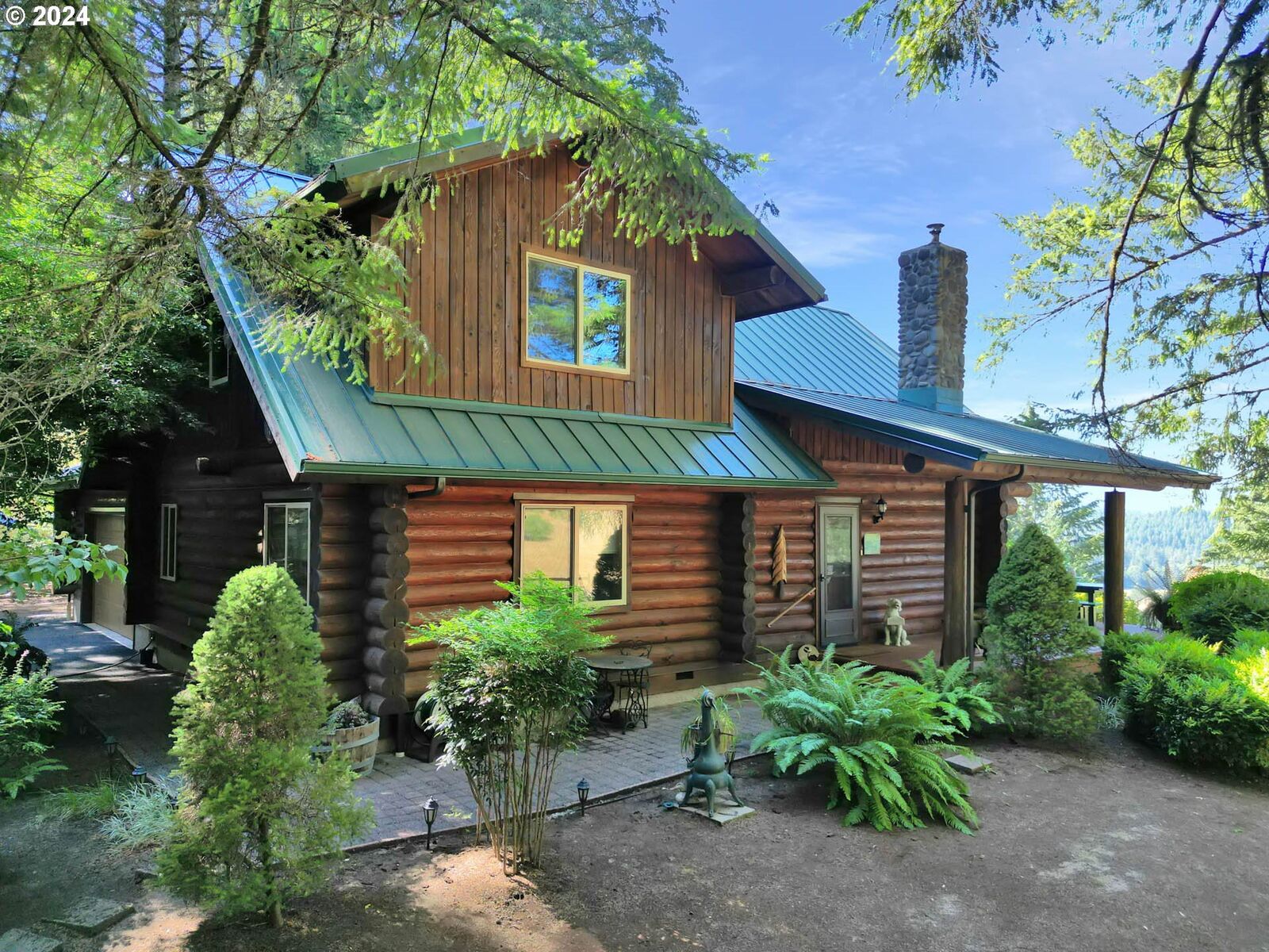 Property Photo:  92857 Fir Ridge Rd  OR 97454 