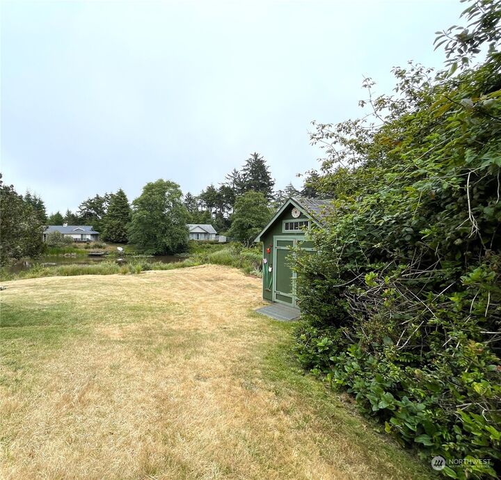 Property Photo:  430  Dolphin Avenue NE  WA 98569 