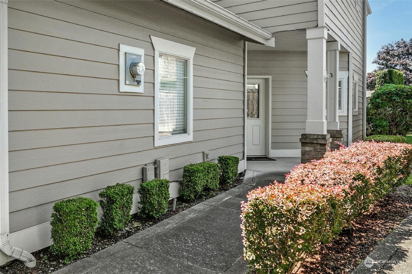 Property Photo:  10700 SE 260th Street D104  WA 98030 