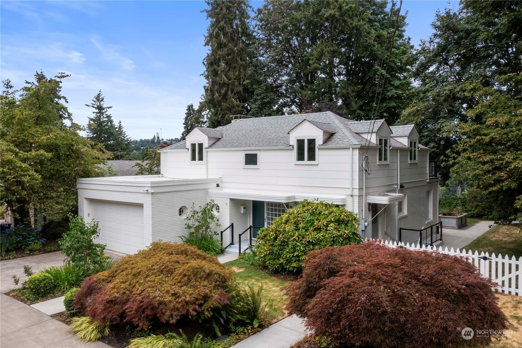 Property Photo:  2215 Water Street SW  WA 98501 