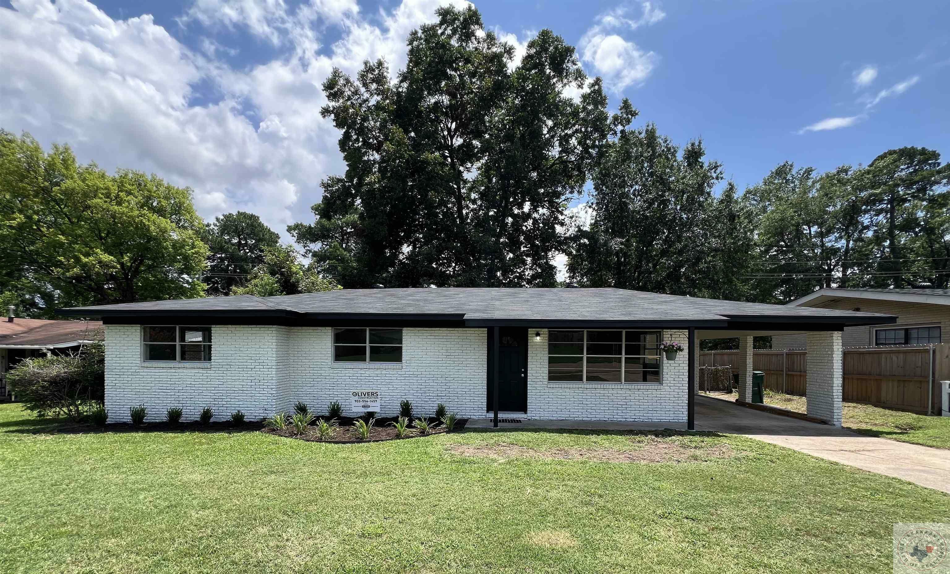 Property Photo:  2711 Stillwell  TX 75501 