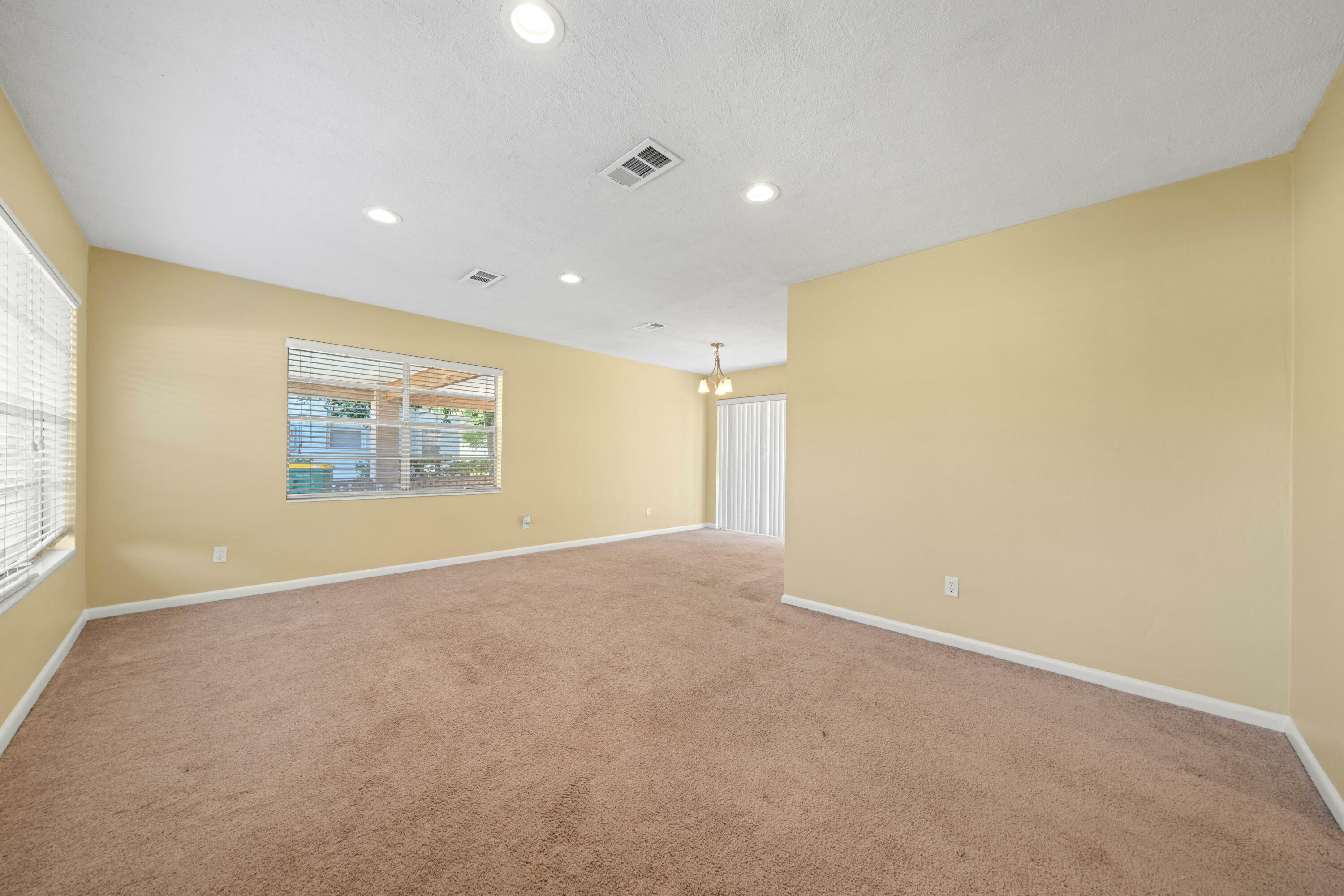 Property Photo:  250 Gregory Drive  FL 32569 