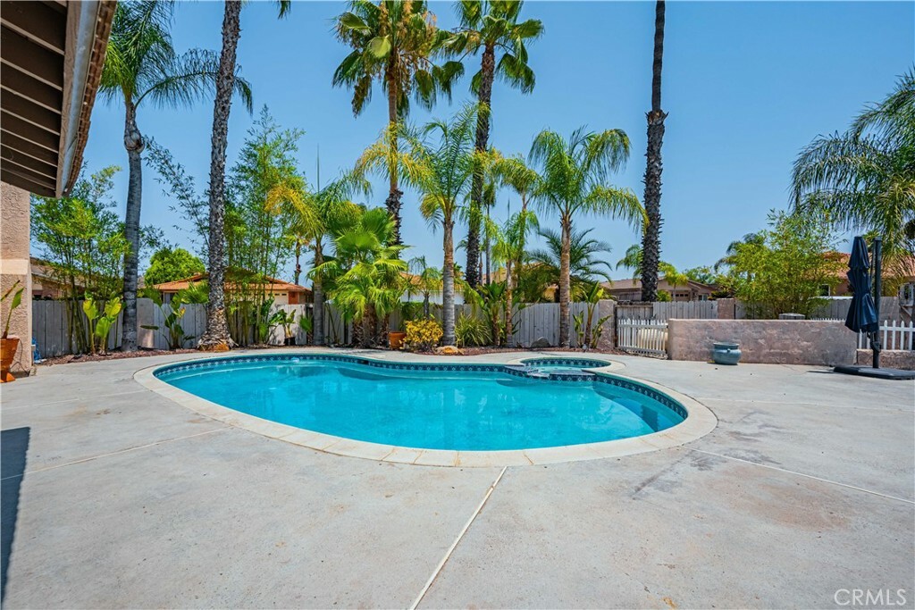 Property Photo:  24297 Cruise Circle Drive  CA 92587 