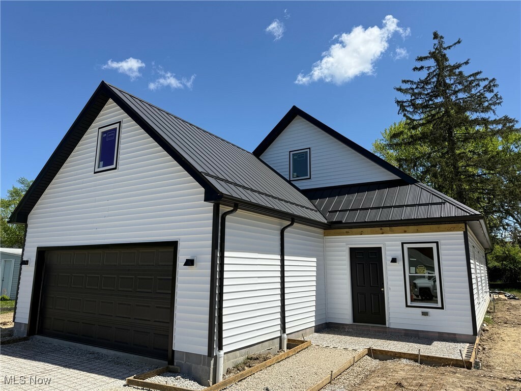 Property Photo: 14501 Kennerdown Avenue OH 44137