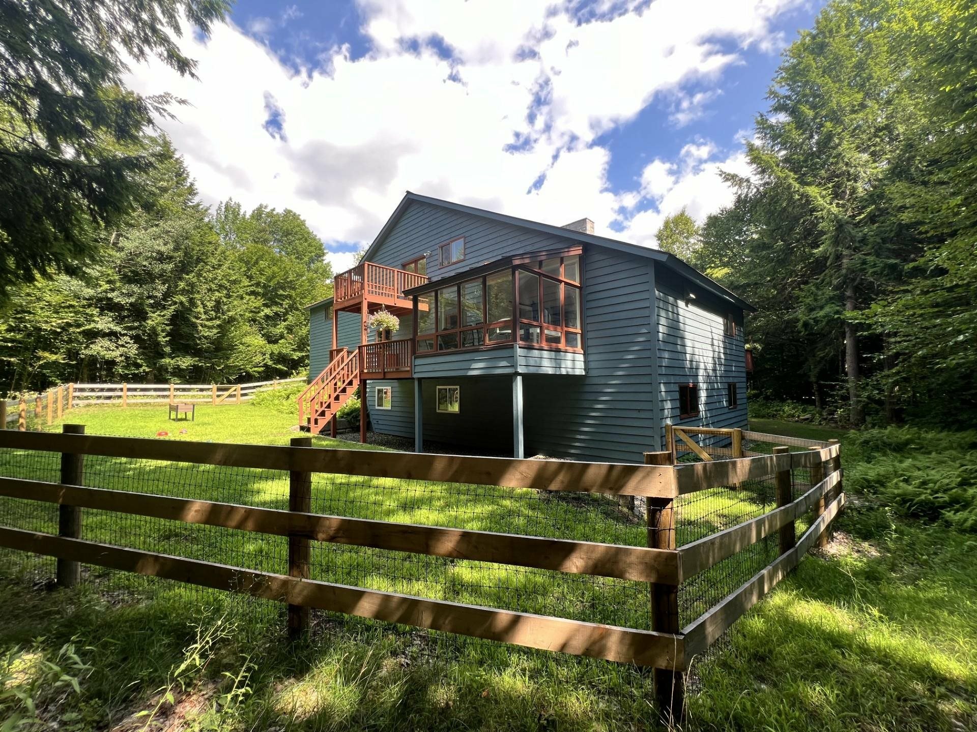 Property Photo:  24 Hickory Overlook  NH 03748 