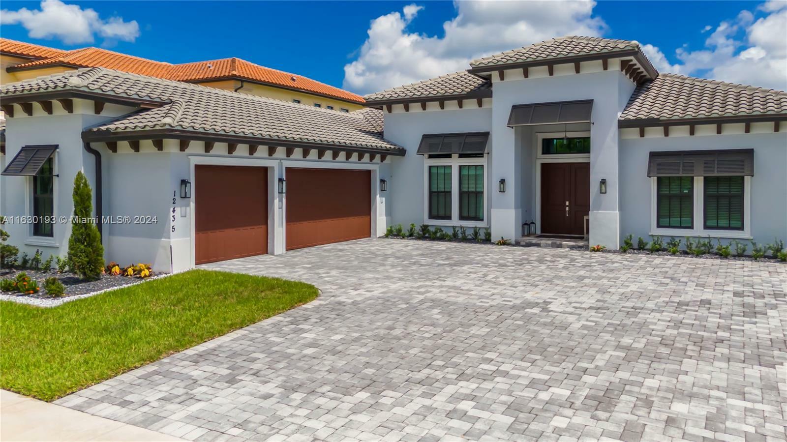 Property Photo:  12435 S Parkland Bay Trl  FL 33076 